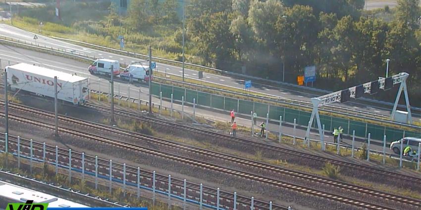 Vrachtwagen op spoor Vrachtwagen op spoor
