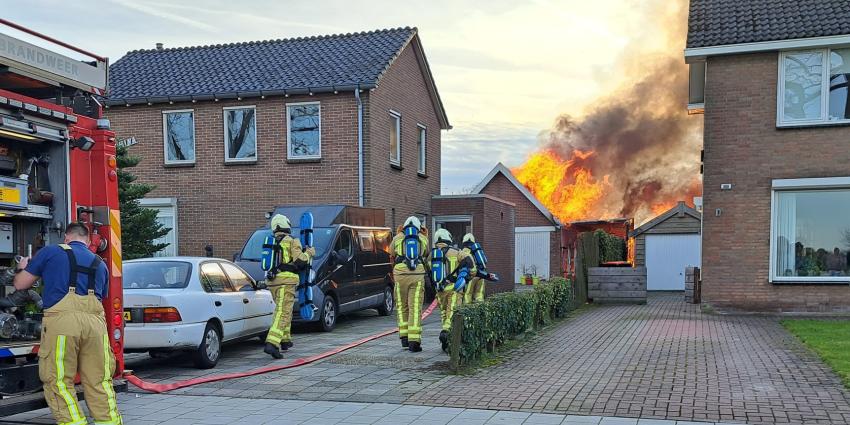 Brandweer blust brand Brandweer blust brand