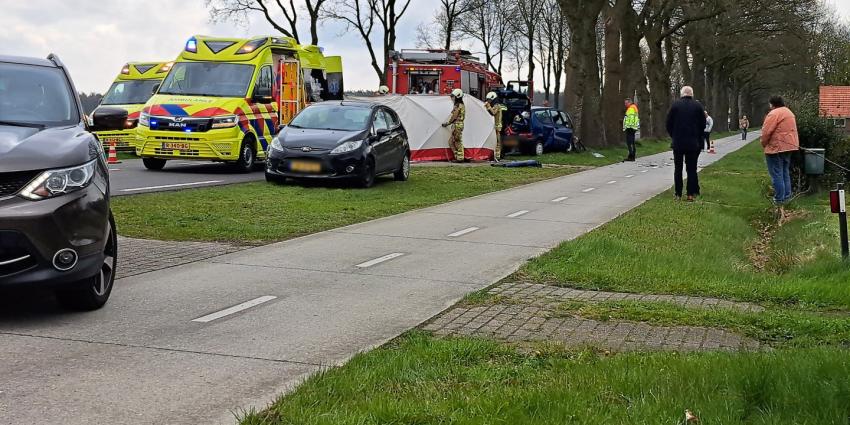 Hulpdiensten ter plaatse Hulpdiensten ter plaatse
