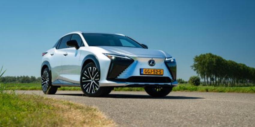 Lexus viert zijn 35-jarig bestaan in Nederland Lexus viert zijn 35-jarig bestaan in Nederland