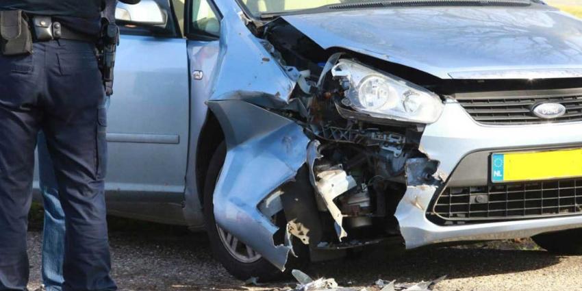 aanrijding-tractor-personenauto-schade aanrijding-tractor-personenauto-schade