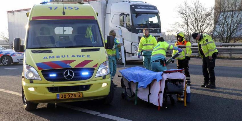 Motorrijder gewond bij ongeval A20 Motorrijder gewond bij ongeval A20