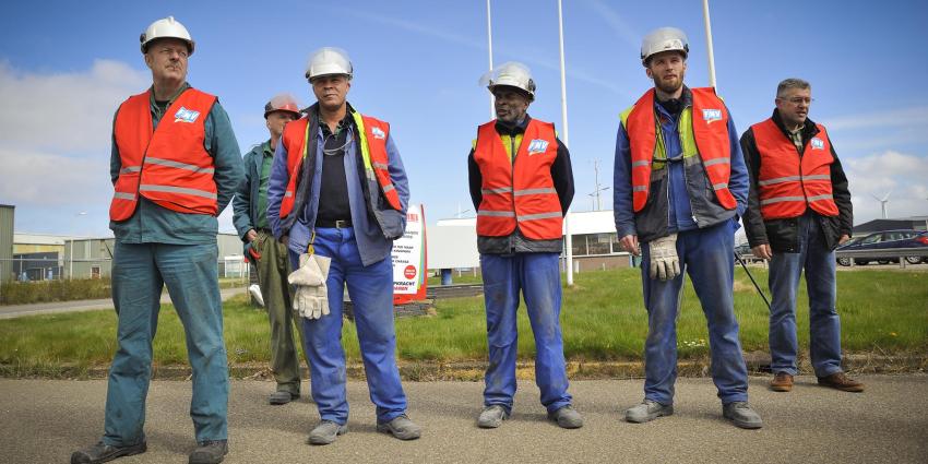 FNV: Geslaagde staking aluminiumproducent Damco in Delfzijl om cao Metalektro FNV: Geslaagde staking aluminiumproducent Damco in Delfzijl om cao Metalektro