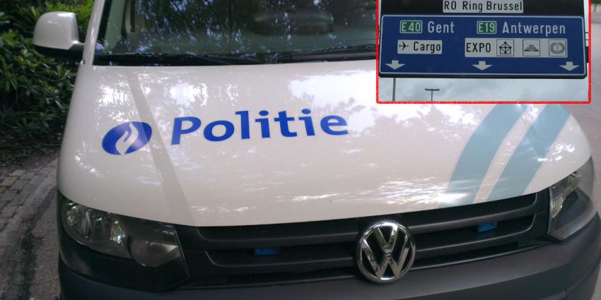 'België zoekt tien gewapende jihadisten die een aanslag willen plegen' 'België zoekt tien gewapende jihadisten die een aanslag willen plegen'