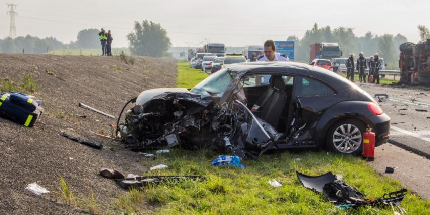 Foto van auto ongeval N59 | Flashphoto | www.flashphoto.nl Foto van auto ongeval N59 | Flashphoto | www.flashphoto.nl