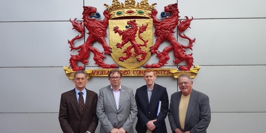 v.l.n.r.: Mark Fleischman, Jeffrey Dugas en dr. Paul Brooks v.l.n.r.: Mark Fleischman, Jeffrey Dugas en dr. Paul Brooks