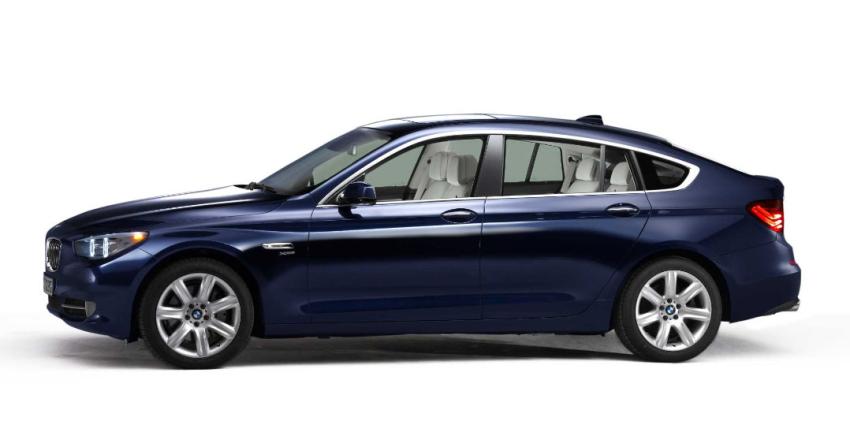 BMW roept auto's terug vanwege softwarefout airbagsysteem BMW roept auto's terug vanwege softwarefout airbagsysteem