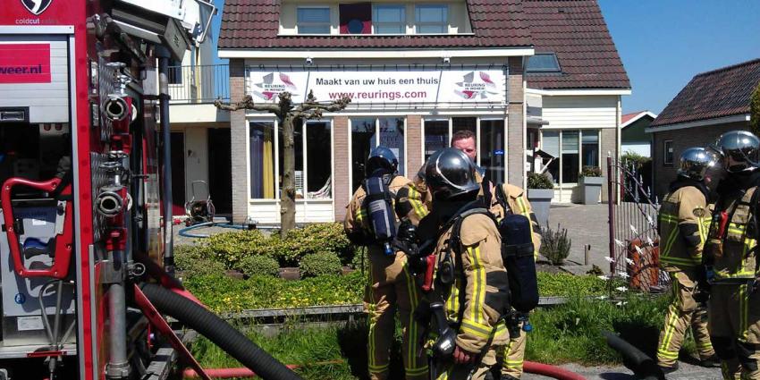 'Mogelijke middelbrand' woning de Kwakel blijkt mee te vallen 'Mogelijke middelbrand' woning de Kwakel blijkt mee te vallen