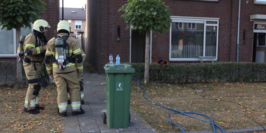 brandweermannen-blussen brandweermannen-blussen