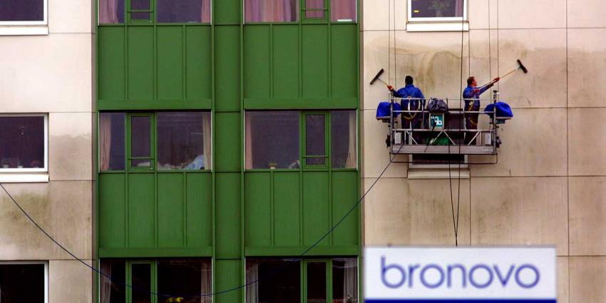 'Koninklijk' Bronovo ziekenhuis gaat dicht 'Koninklijk' Bronovo ziekenhuis gaat dicht