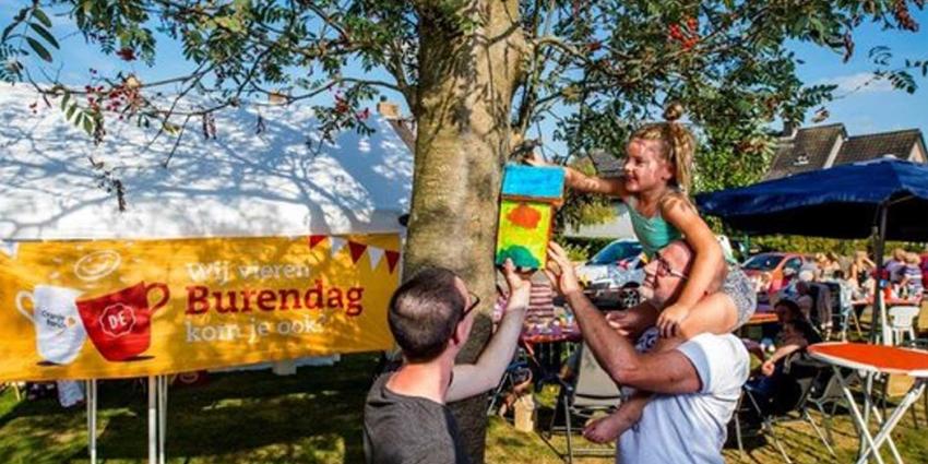 Recordaantal van 6000 aanmeldingen voor Burendag Recordaantal van 6000 aanmeldingen voor Burendag