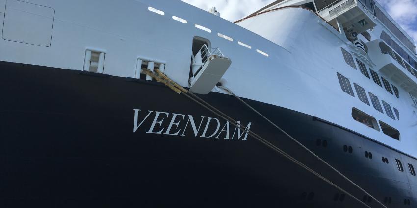 Veendam in de vaart: varen onder de vlag van de Holland-Amerika Lijn Veendam in de vaart: varen onder de vlag van de Holland-Amerika Lijn