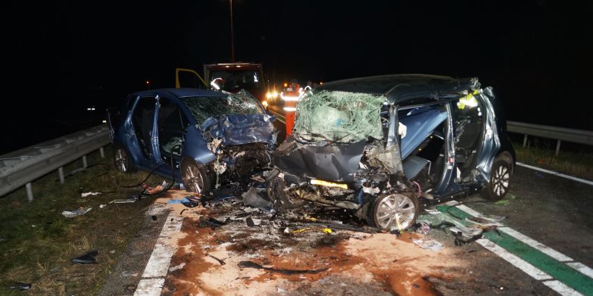 Drie doden bij ongeval op N36 Drie doden bij ongeval op N36