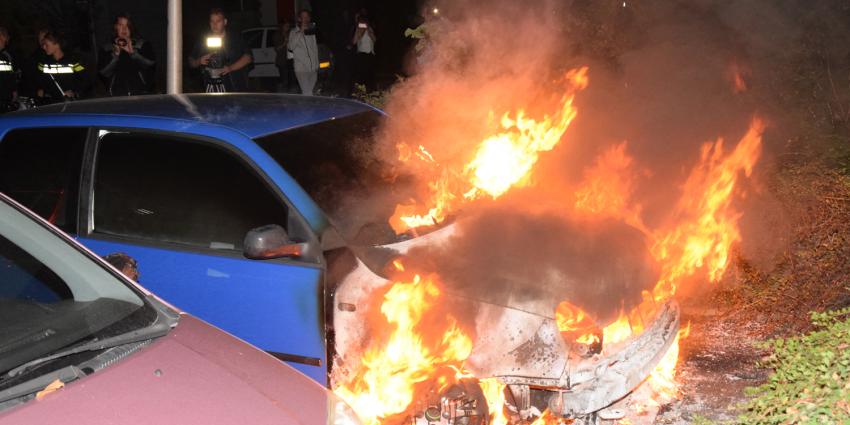 Weer autobrand in Hoogeveen Weer autobrand in Hoogeveen