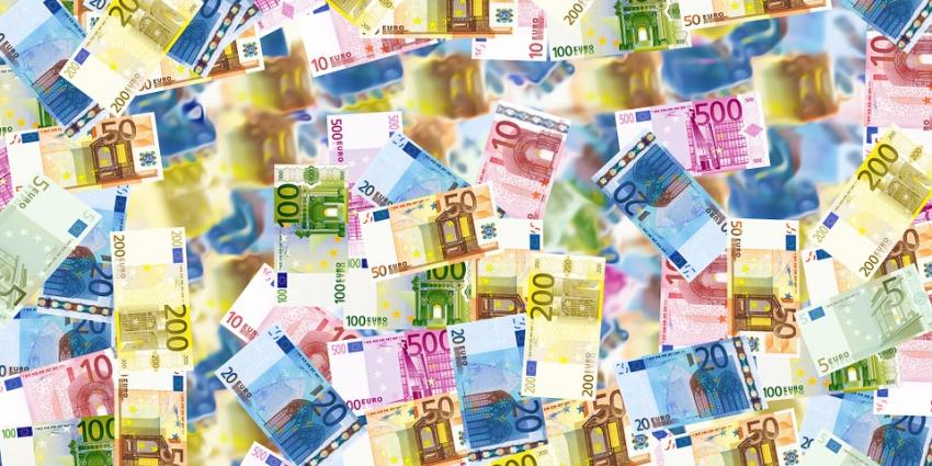 Eisen tot 5,5 jaar cel voor witwassen Eisen tot 5,5 jaar cel voor witwassen