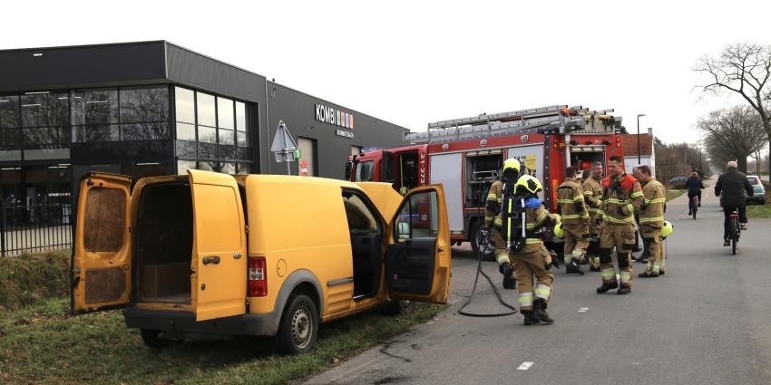 Brandweer blust brand Brandweer blust brand