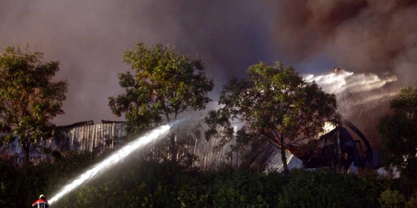 Zeer grote brand papier opslagloods Tilburg Zeer grote brand papier opslagloods Tilburg