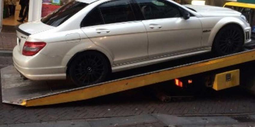 Dure auto en 5.000,- euro cash afgepakt van witwasser Dure auto en 5.000,- euro cash afgepakt van witwasser