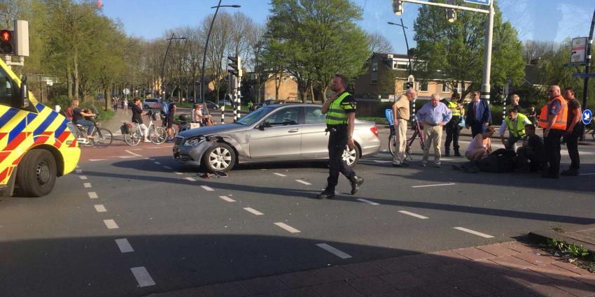 Motorrijder gewond bij aanrijding in Uithoorn Motorrijder gewond bij aanrijding in Uithoorn