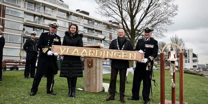 Overhandiging naambord Vlissingen Overhandiging naambord Vlissingen