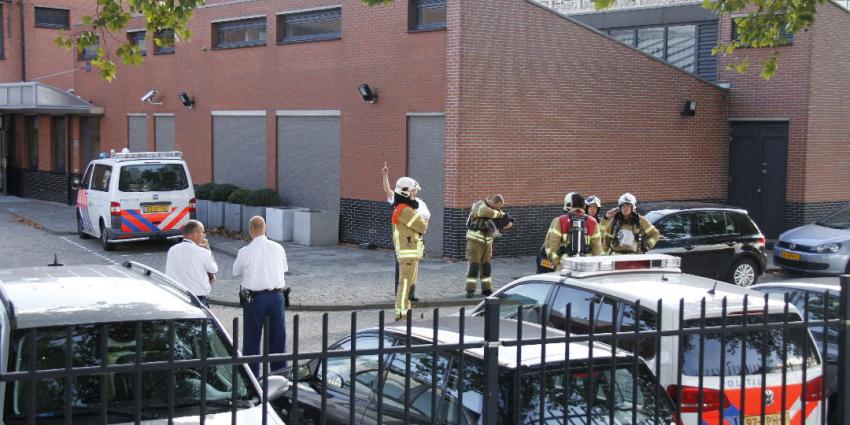 Brandweer bezoekt politiebureau om gaslucht Brandweer bezoekt politiebureau om gaslucht