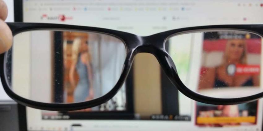 Meer Nederlanders kijken porno nu we massaal thuiswerken Meer Nederlanders kijken porno nu we massaal thuiswerken