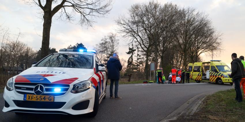 Hulpdiensten ter plaatse Hulpdiensten ter plaatse