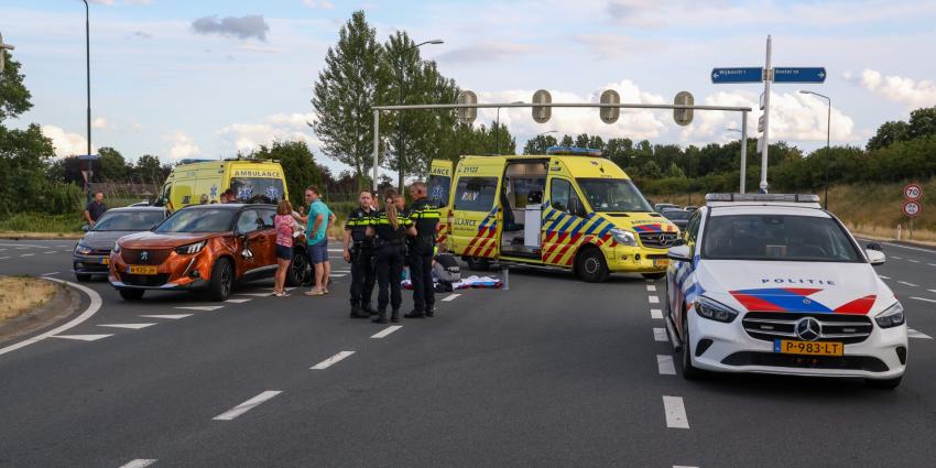 Hulpdiensten ter plaatse Hulpdiensten ter plaatse