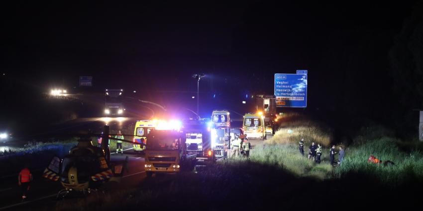 Hulpdiensten ter plaatse Hulpdiensten ter plaatse