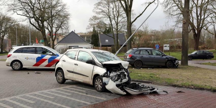 schade-auto-aanrijding schade-auto-aanrijding