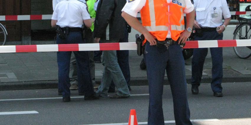 Politie lost waarschuwingsschoten bij aanhouding Politie lost waarschuwingsschoten bij aanhouding