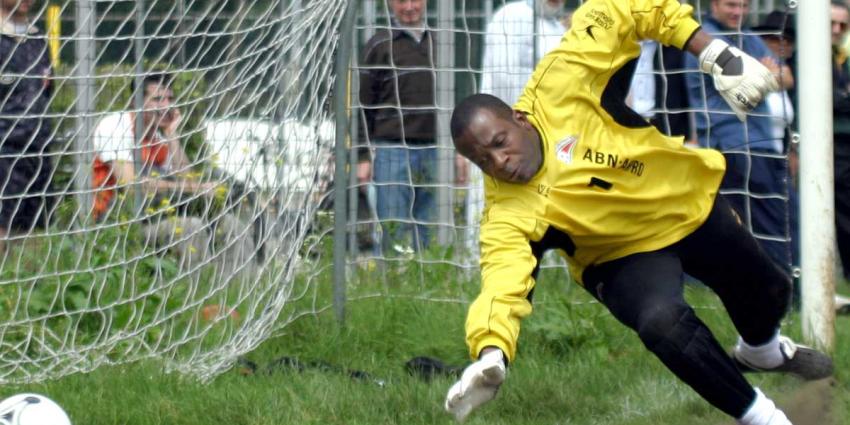Stanley Menzo terug bij Ajax Stanley Menzo terug bij Ajax