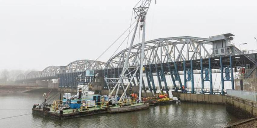 OM biedt transactie aan na aanvaring stuw bij Heumen