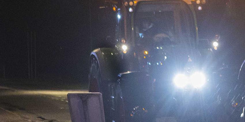 tractor-donker tractor-donker