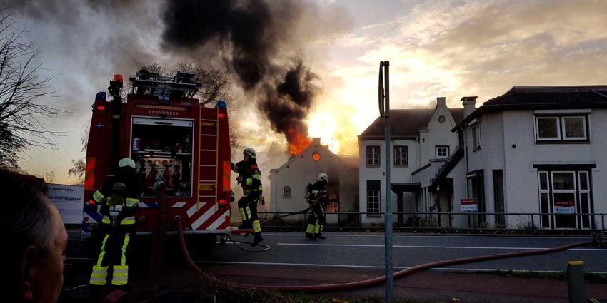 Door jongeren aangestoken vuurwerk oorzaak villabrand Boxtel Door jongeren aangestoken vuurwerk oorzaak villabrand Boxtel