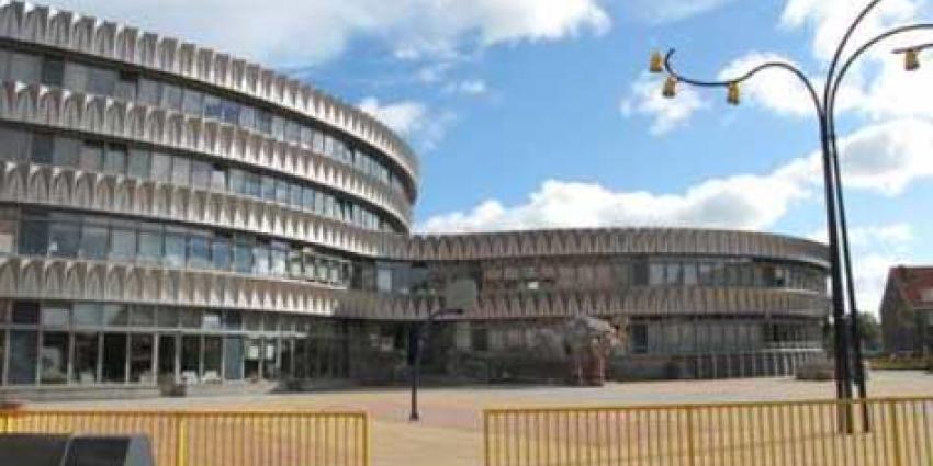 Gebouw in Vlissingen grotendeels dicht vanwege onveilige vloer Gebouw in Vlissingen grotendeels dicht vanwege onveilige vloer