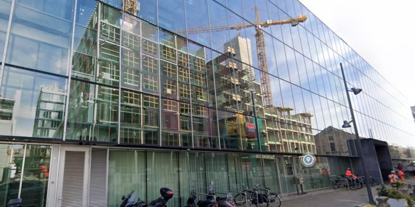 Overleden man aangetroffen in woning aan VOC-kade Overleden man aangetroffen in woning aan VOC-kade