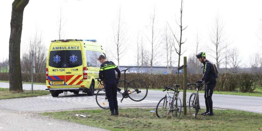 Wielrenner gewond na aanrijding in Sint-Oedenrode Wielrenner gewond na aanrijding in Sint-Oedenrode