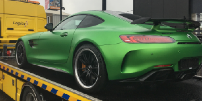 FIOD slaat slag bij Duits autoverhuurbedrijf voor criminelen FIOD slaat slag bij Duits autoverhuurbedrijf voor criminelen