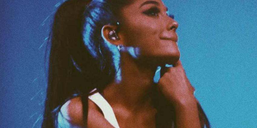 Broken from the bottom of my heart, i am so so sorry Broken from the bottom of my heart, i am so so sorry