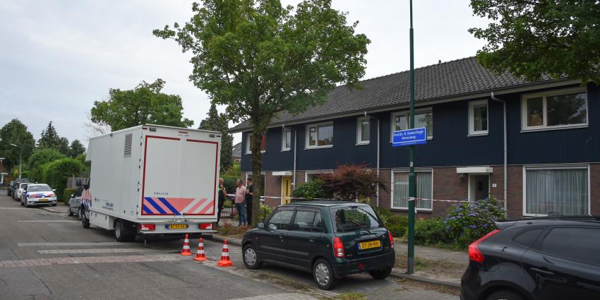 Politie doet onderzoek Politie doet onderzoek