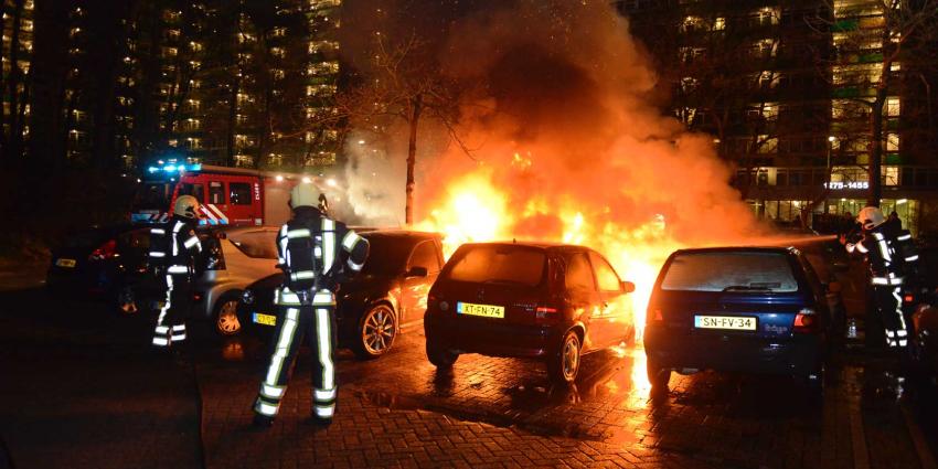 foto van autobrand | Sander van Gils | www.persburosandervangils.nl foto van autobrand | Sander van Gils | www.persburosandervangils.nl