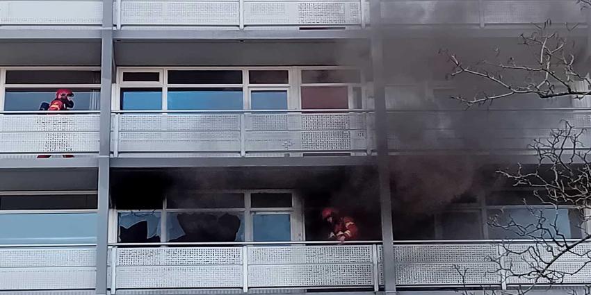 brandweer-flatbrand-rookontwikkeling brandweer-flatbrand-rookontwikkeling