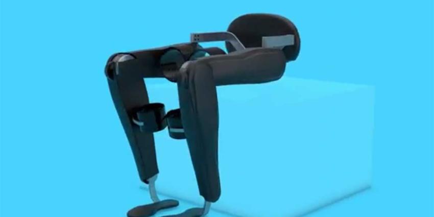 Studenten bouwen nieuw exoskelet voor dwarslaesiepatiënt Studenten bouwen nieuw exoskelet voor dwarslaesiepatiënt