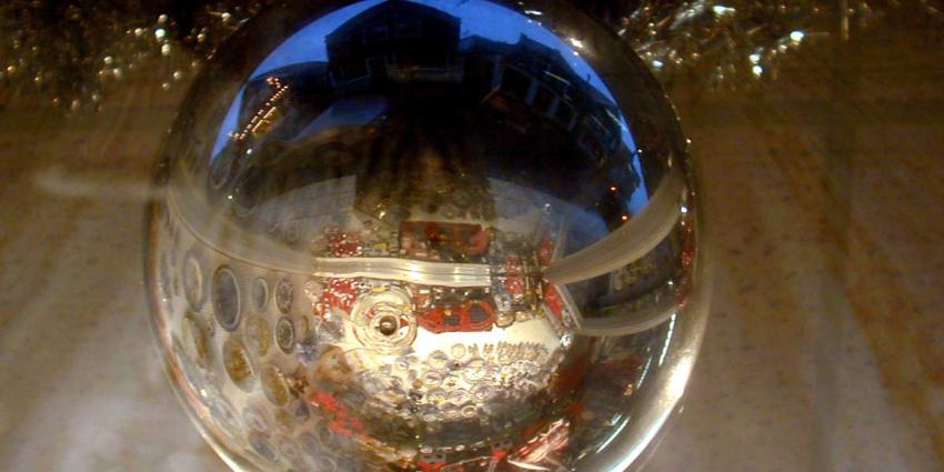 'Kerstmarkt in grotten Valkenburg zijn rattenval' 'Kerstmarkt in grotten Valkenburg zijn rattenval'