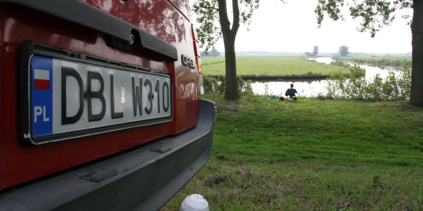 SP wil grenzen 'dicht' voor Oost-Europese arbeiders SP wil grenzen 'dicht' voor Oost-Europese arbeiders
