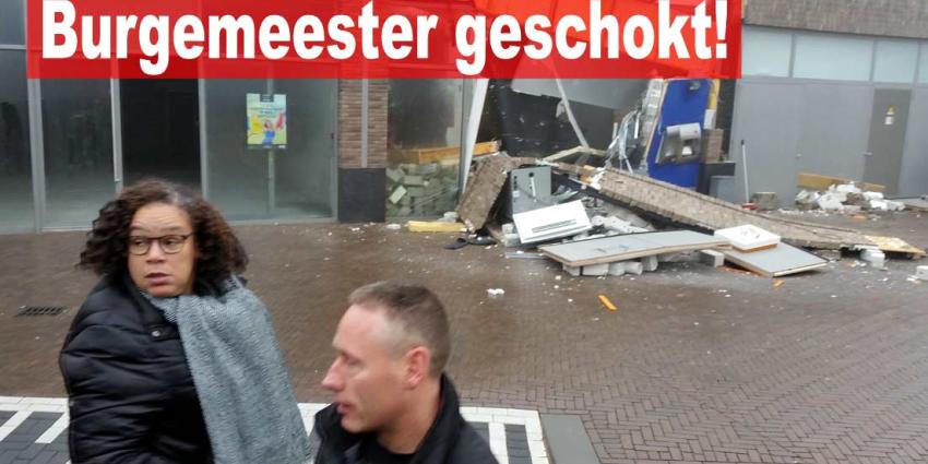 Enorme ravage na plofkraak in Uithoorn Enorme ravage na plofkraak in Uithoorn