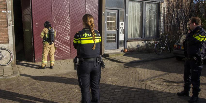 Brandweer onderzoekt rookontwikkeling woning Schiedam Brandweer onderzoekt rookontwikkeling woning Schiedam