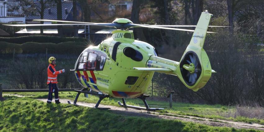 traumahelikopter-dijkje-landen traumahelikopter-dijkje-landen