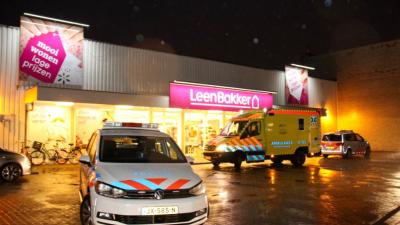 Overval op Leen Bakker in Vlaardingen